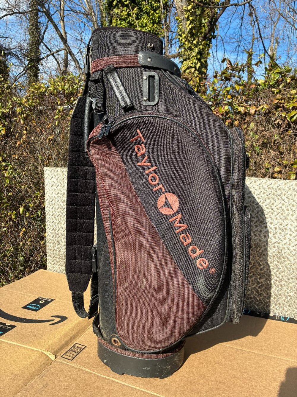 TaylorMade Bronze & Black Golf Staff Bag